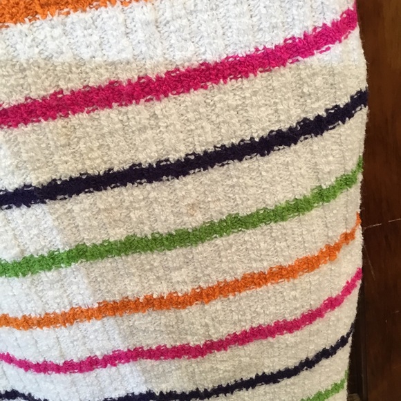 Stretchable pullover blouse - Picture 3 of 4